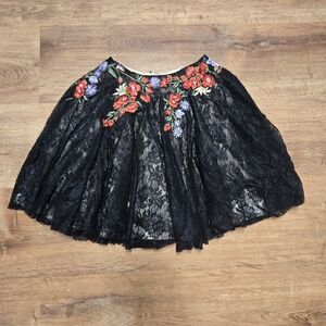Nina Canacci Black Lace Skirt with Red Purple Floral Embroidery Size 0